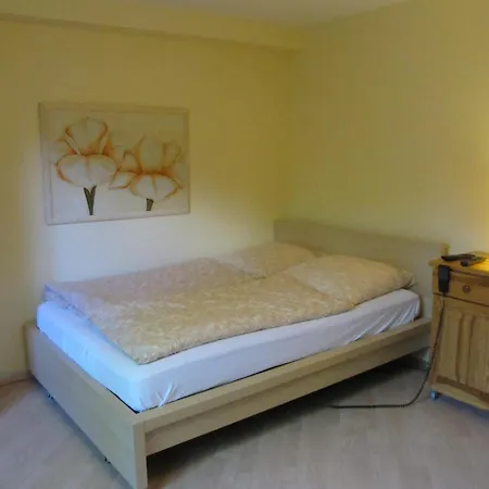 Uni - Luebeck * Groß Grönau