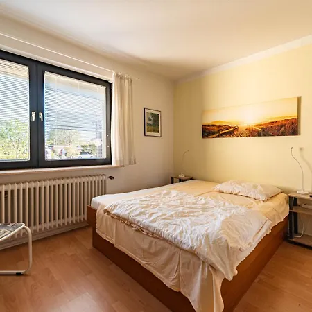 Uni - Luebeck Groß Grönau